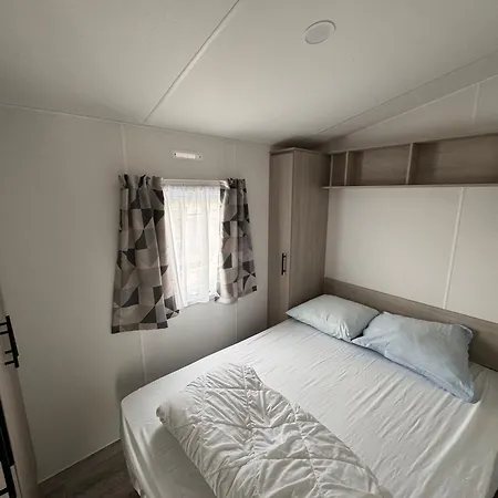 مكان تخييم Camping Oasis Middelkerke 2-slpk Caravan 'new Tropical' أوستيند